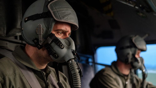 Mayday - S22E3: Stealth Bomber Down
