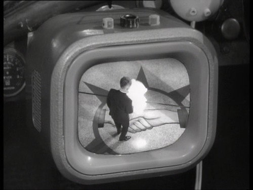 The Avengers - S4E21: A Touch of Brimstone