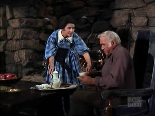 Bonanza - S8E23: A Woman in the House